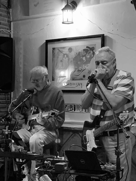 Baz and Phil at Bar Tacones in Villanueva del Trabuco