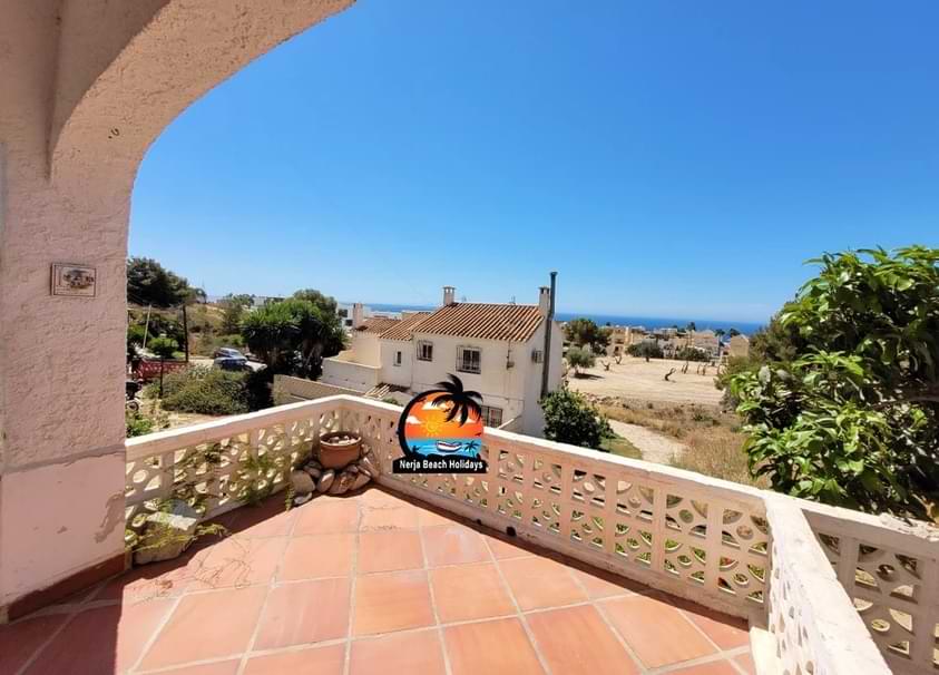 Long Term Rentals on the Costa del Sol - 2-bedroom House Nerja Santo Tomas
