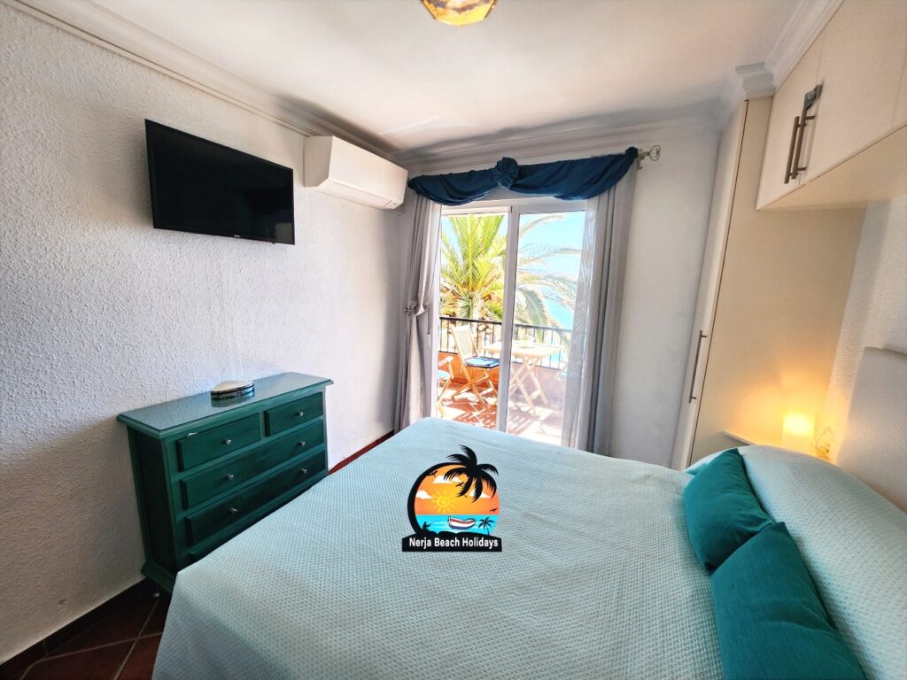 Spain weather - 2-bedroom holiday apartments in Nerja