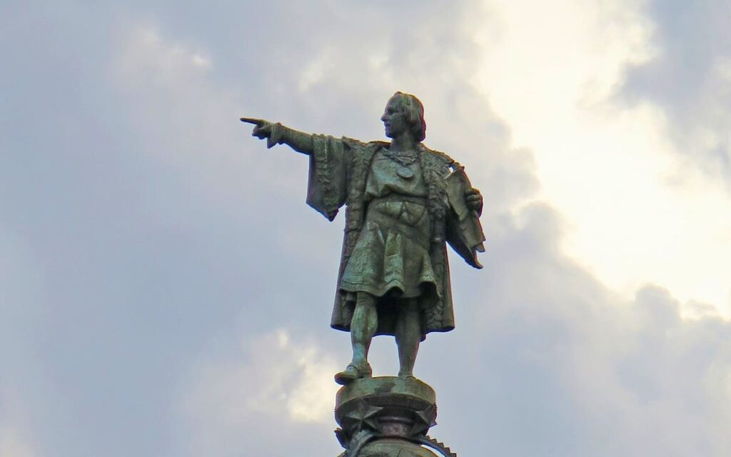 Hispanic Day 2023 (Día de la Hispanidad)  - Statue of Christopher  Columbus